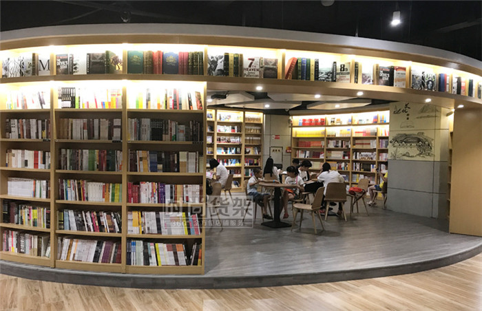 書(shū)城書(shū)架_弧形展示架
